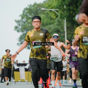 Runner Photo 6865693