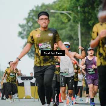 Runner Photo 6865699