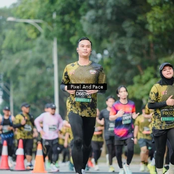 Runner Photo 6865736