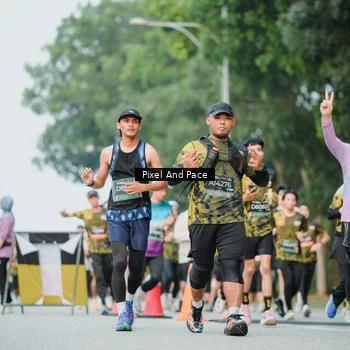 Runner Photo 6865757