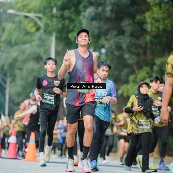 Runner Photo 6865914