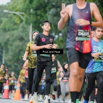 Runner Photo 6865929