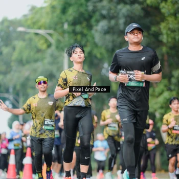 Runner Photo 6865975