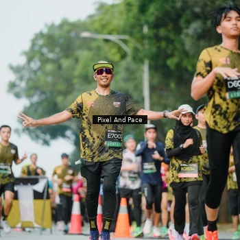 Runner Photo 6866001