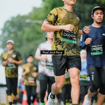 Runner Photo 6866006