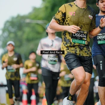Runner Photo 6866015