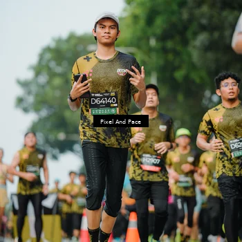 Runner Photo 6866030