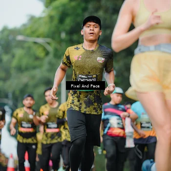 Runner Photo 6866070