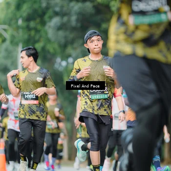 Runner Photo 6866079