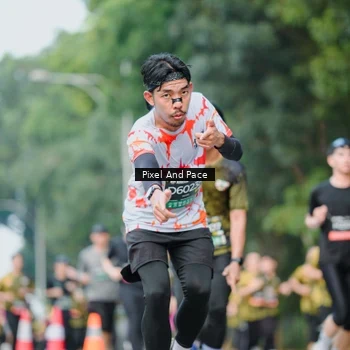 Runner Photo 6866112