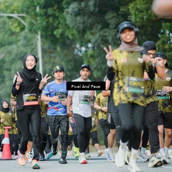 Runner Photo 6866221