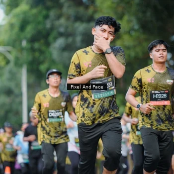 Runner Photo 6866365