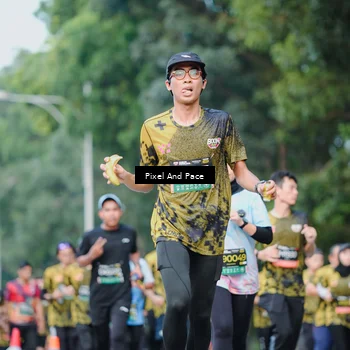 Runner Photo 6866366