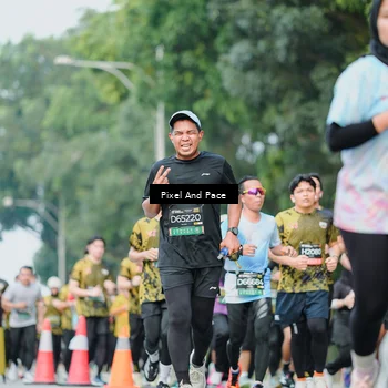 Runner Photo 6866385