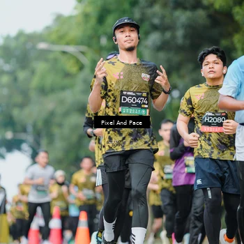 Runner Photo 6866394