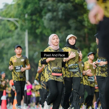 Runner Photo 6866423