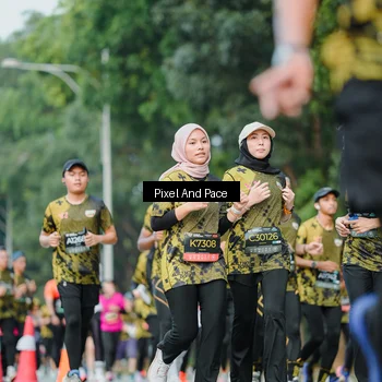 Runner Photo 6866426
