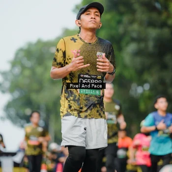 Runner Photo 6866447