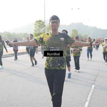 Runner Photo 6866495