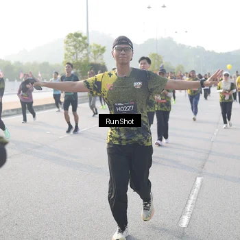 Runner Photo 6866498