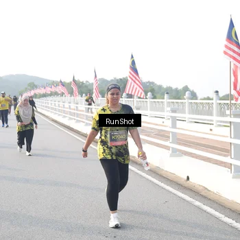 Runner Photo 6866552