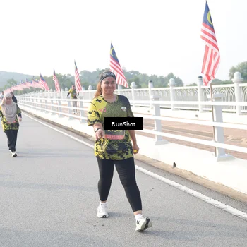 Runner Photo 6866597
