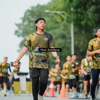 Runner Photo 6866611