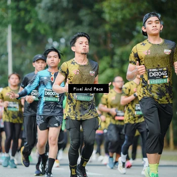 Runner Photo 6866681