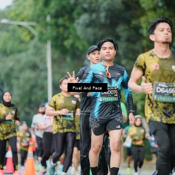 Runner Photo 6866694