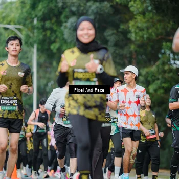 Runner Photo 6866712