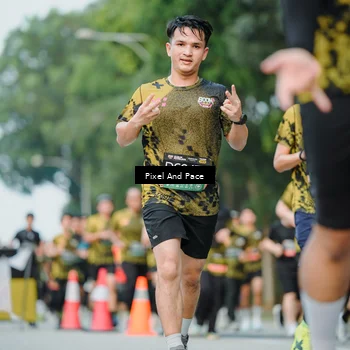 Runner Photo 6866731