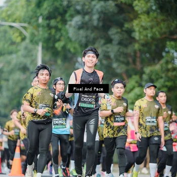 Runner Photo 6866732