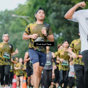 Runner Photo 6866744