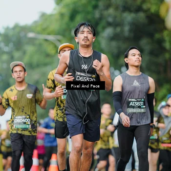 Runner Photo 6866792