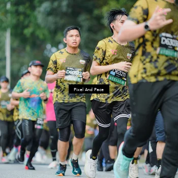 Runner Photo 6866881