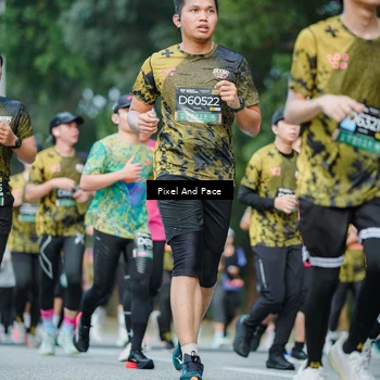 Runner Photo 6866887