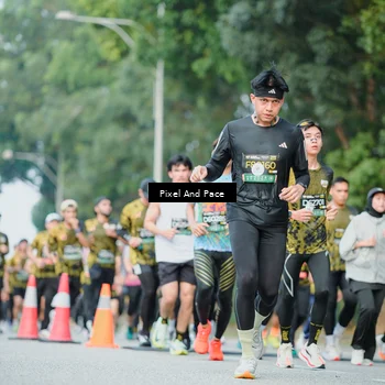 Runner Photo 6866899