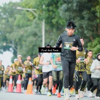 Runner Photo 6866900