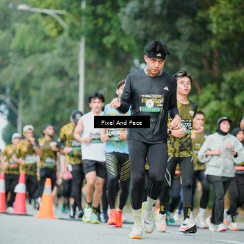 Runner Photo 6866906