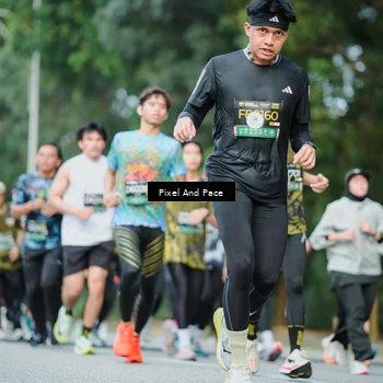 Runner Photo 6866912