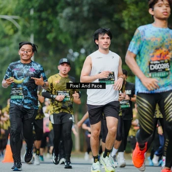 Runner Photo 6866931