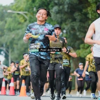 Runner Photo 6866934