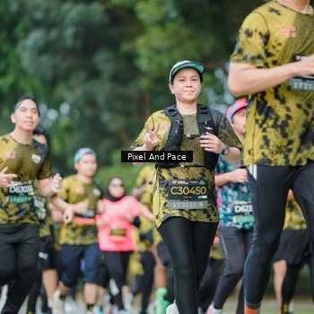Runner Photo 6866964