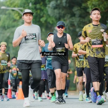 Runner Photo 6866978