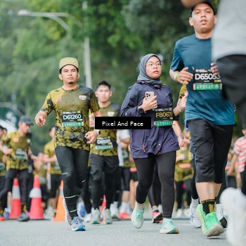 Runner Photo 6866989
