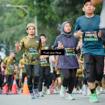 Runner Photo 6867042