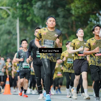 Runner Photo 6867065