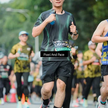 Runner Photo 6867094