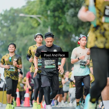 Runner Photo 6867109