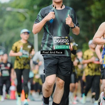 Runner Photo 6867127